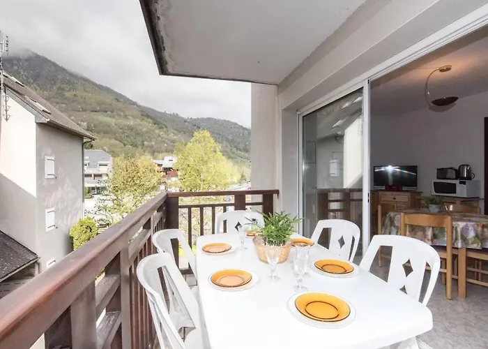 Ensoleillé 4 Pers, Proche Thermes Et Télécabine, Avec Balcon Et Parking, - Fr-1-296-264 *